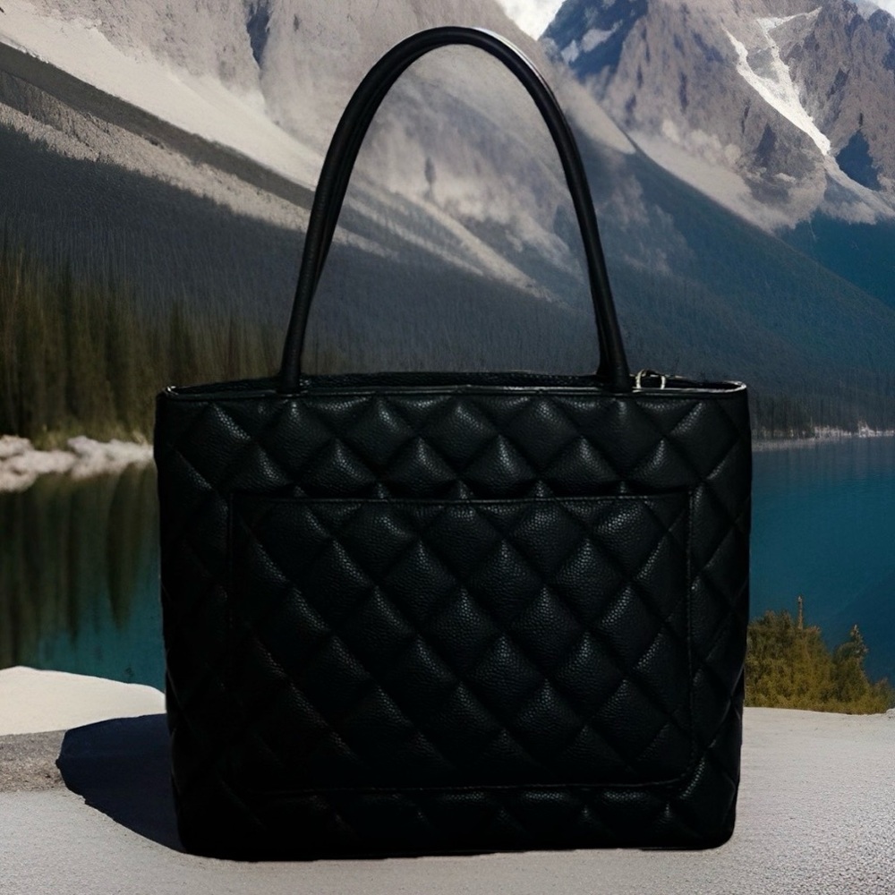Chanel Medallion Black Quilted Caviar Skin Tote with Aged Silver Hardware 2002-3 - Picture 5 of 13